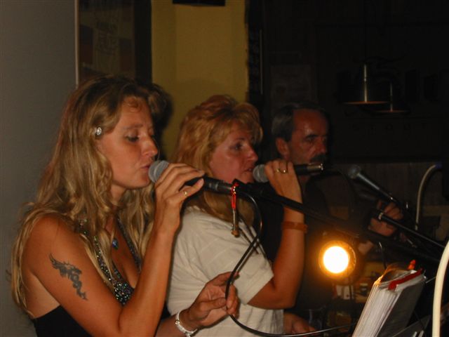 01-NAŠE TRIO